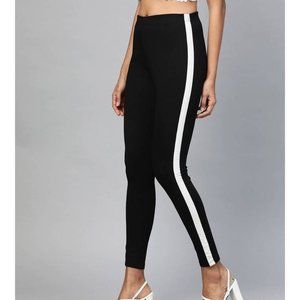 Black Side Tape Thick Jeggings Leggings Size: S/27